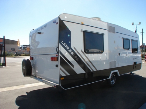 Leisure Line - Quartz - 594 SE - Walk Around Bed